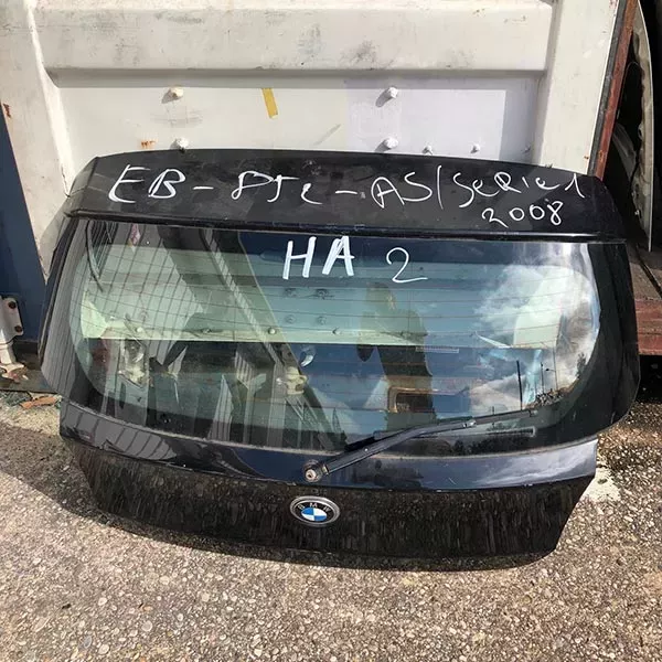 BMW SERIE 1 Hayon arrière